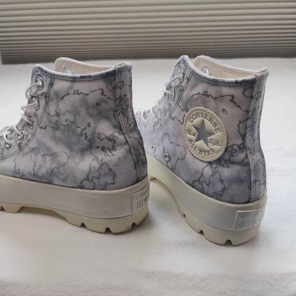Preppy Artsy Converse Chuck Taylor All Star Lugged Hi-Top Gray Platform Sneakers